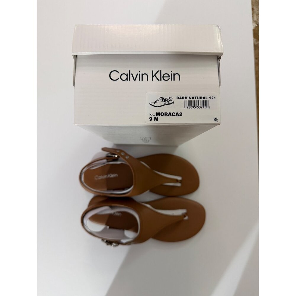 NWB Calvin Klein Moraca2 Buckle T-Strap Flat Sandals Dark Natural Size 9 - Picture 9 of 9